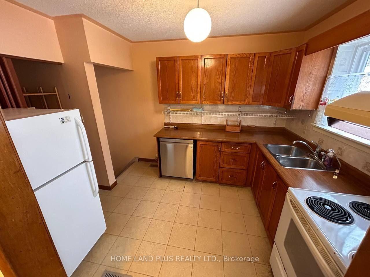 Photo 8 of 103 Bergen Road, Scarborough, Dorset Park — HOMEH