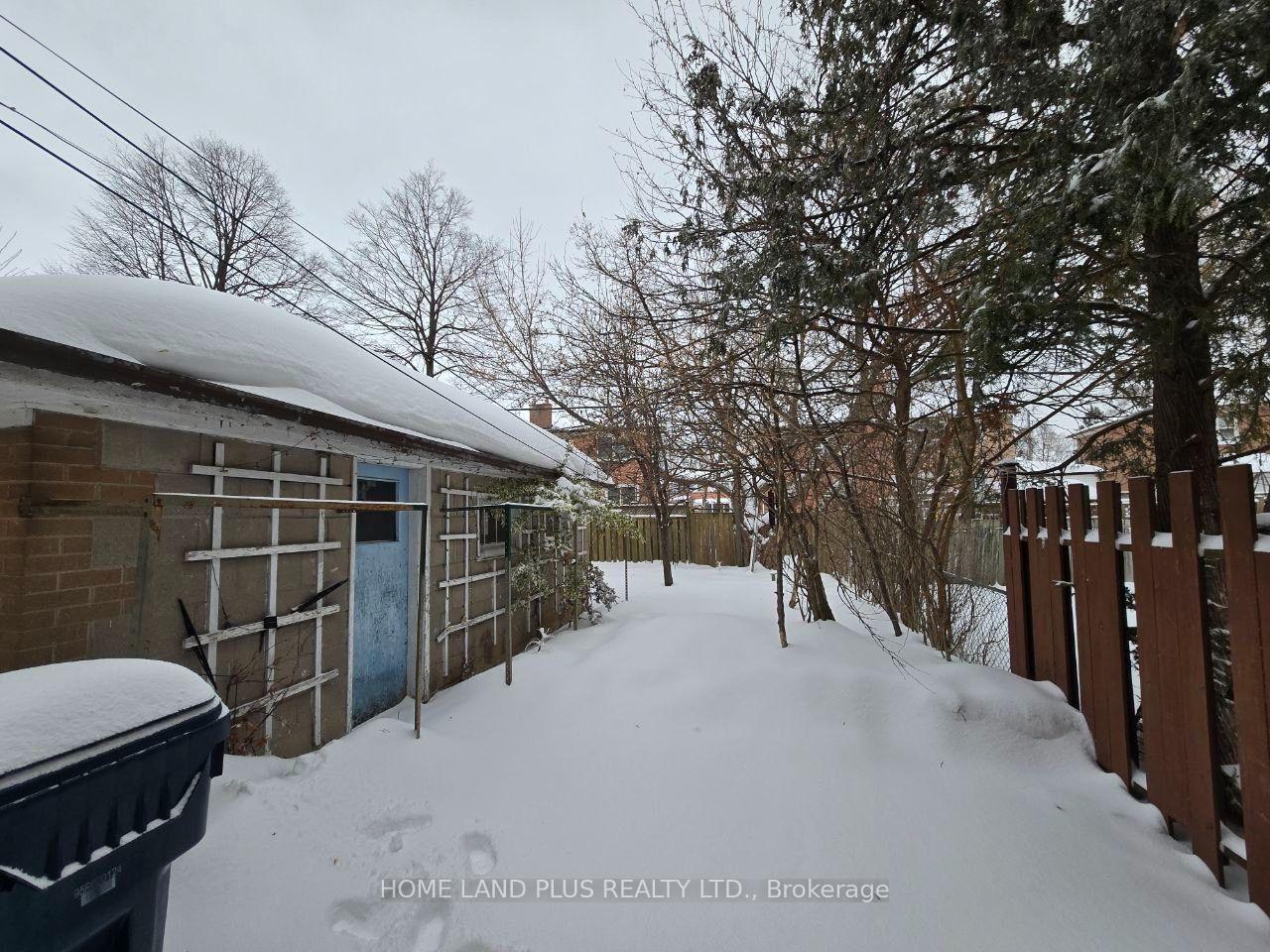 Photo 18 of 103 Bergen Road, Scarborough, Dorset Park — HOMEH