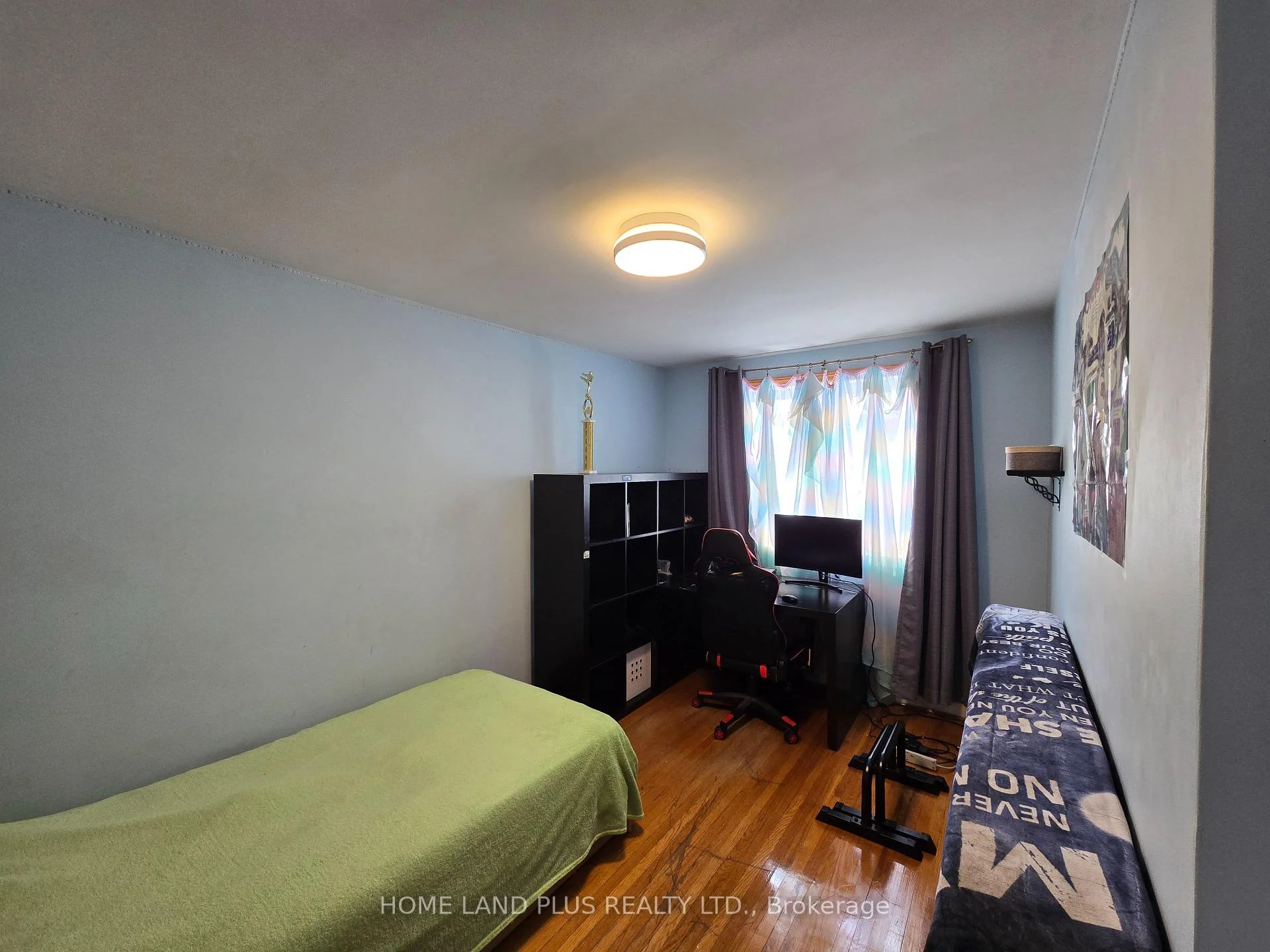 Photo 11 of 103 Bergen Road, Scarborough, Dorset Park — HOMEH