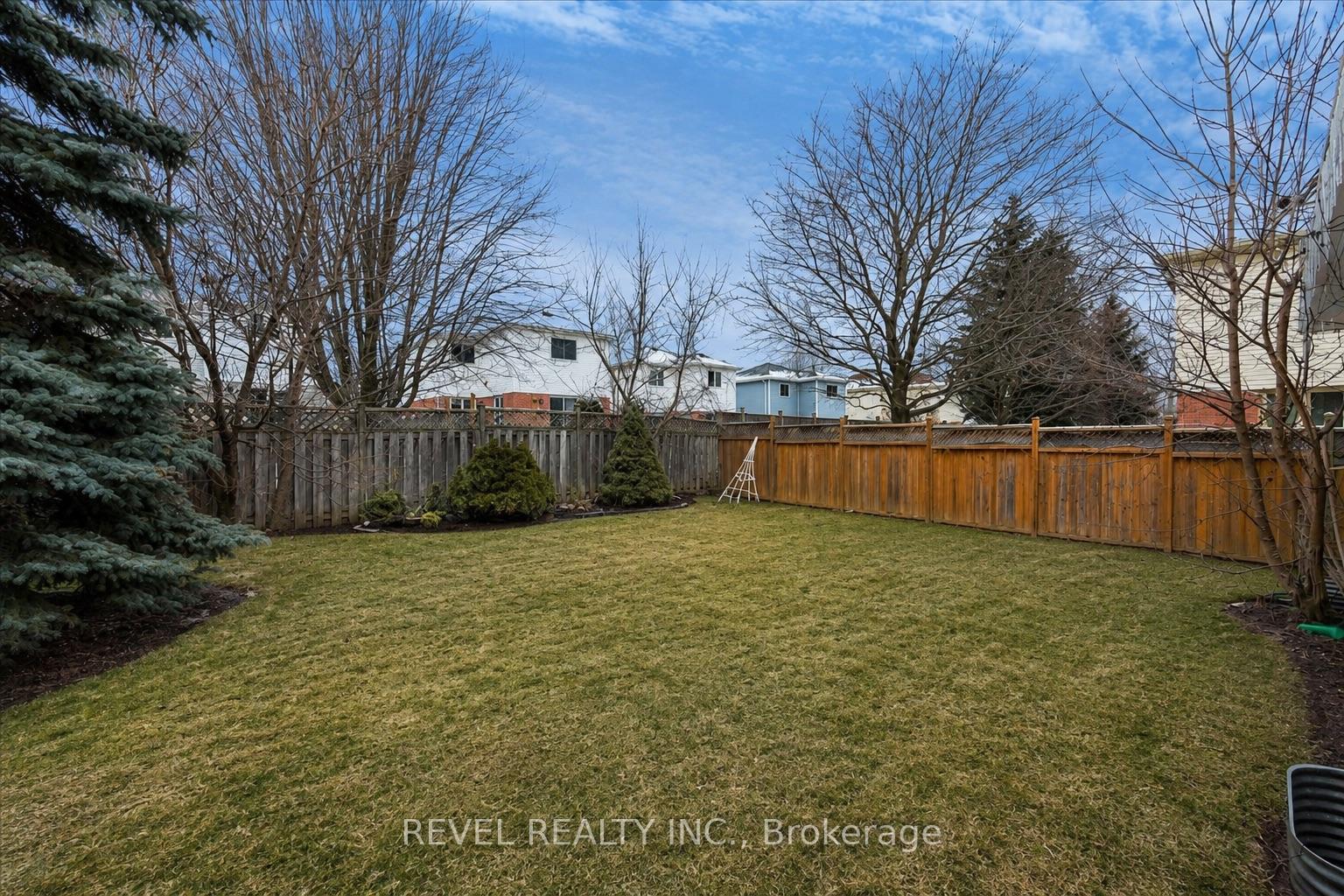Photo 2 of Unit 2, 400 Big Bay Point Road, Barrie, Painswick North — HOMEH
