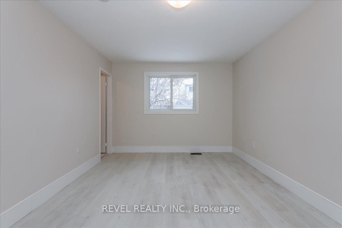 Photo 11 of Unit 2, 400 Big Bay Point Road, Barrie, Painswick North — HOMEH