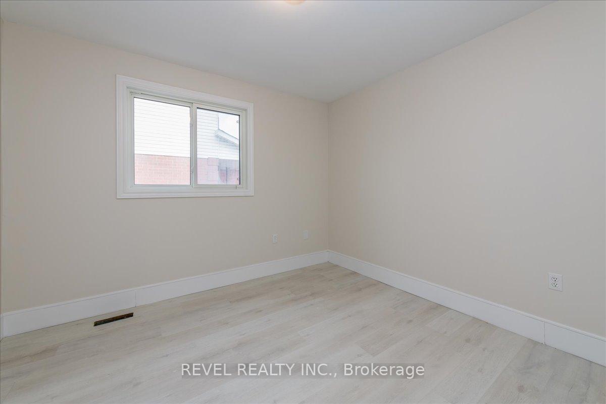Photo 15 of Unit 2, 400 Big Bay Point Road, Barrie, Painswick North — HOMEH