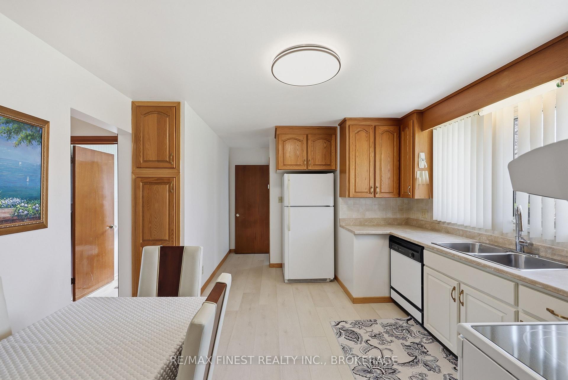 Photo 11 of 41 Campbell Crescent, Kingston, Central City West — HOMEH