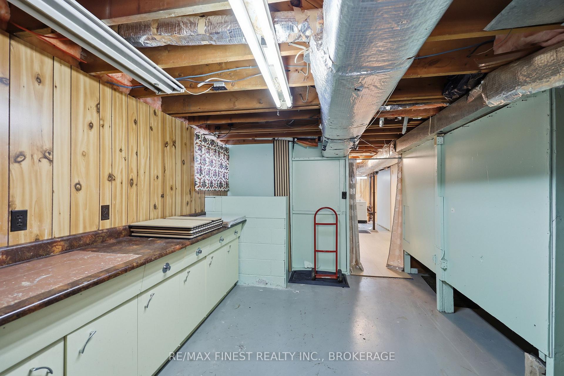 Photo 35 of 41 Campbell Crescent, Kingston, Central City West — HOMEH