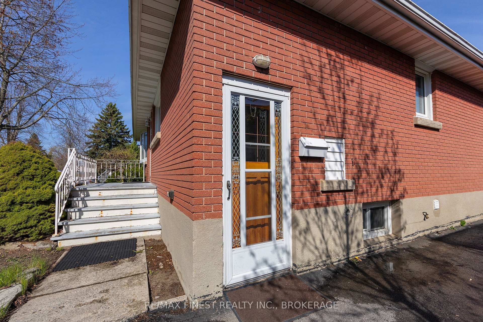 Photo 41 of 41 Campbell Crescent, Kingston, Central City West — HOMEH