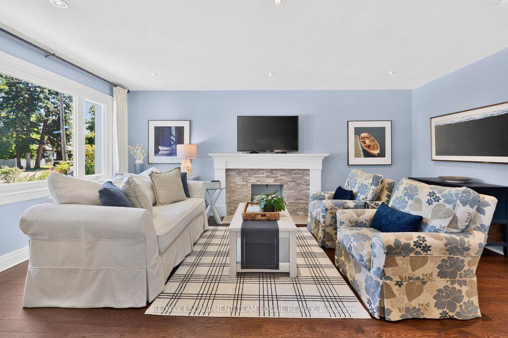 Photo 5 of 396 Pepper Drive, Burlington, Brant — HOMEH