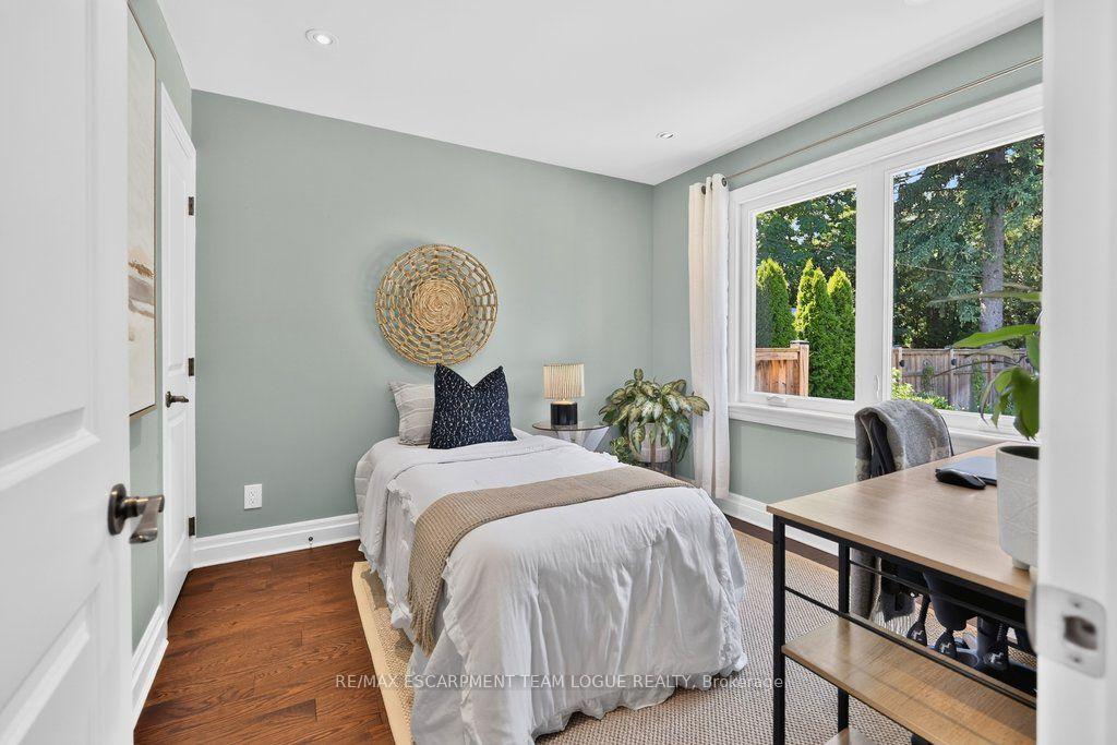 Photo 14 of 396 Pepper Drive, Burlington, Brant — HOMEH