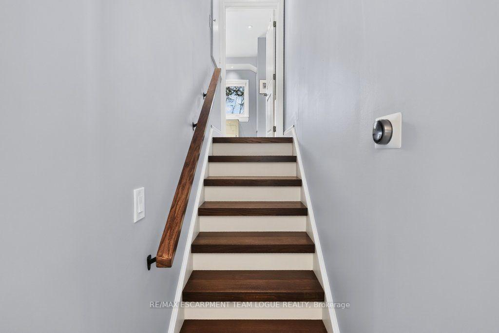 Photo 18 of 396 Pepper Drive, Burlington, Brant — HOMEH