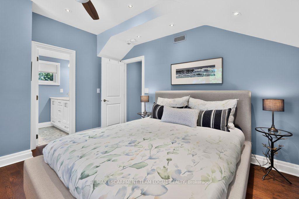 Photo 21 of 396 Pepper Drive, Burlington, Brant — HOMEH