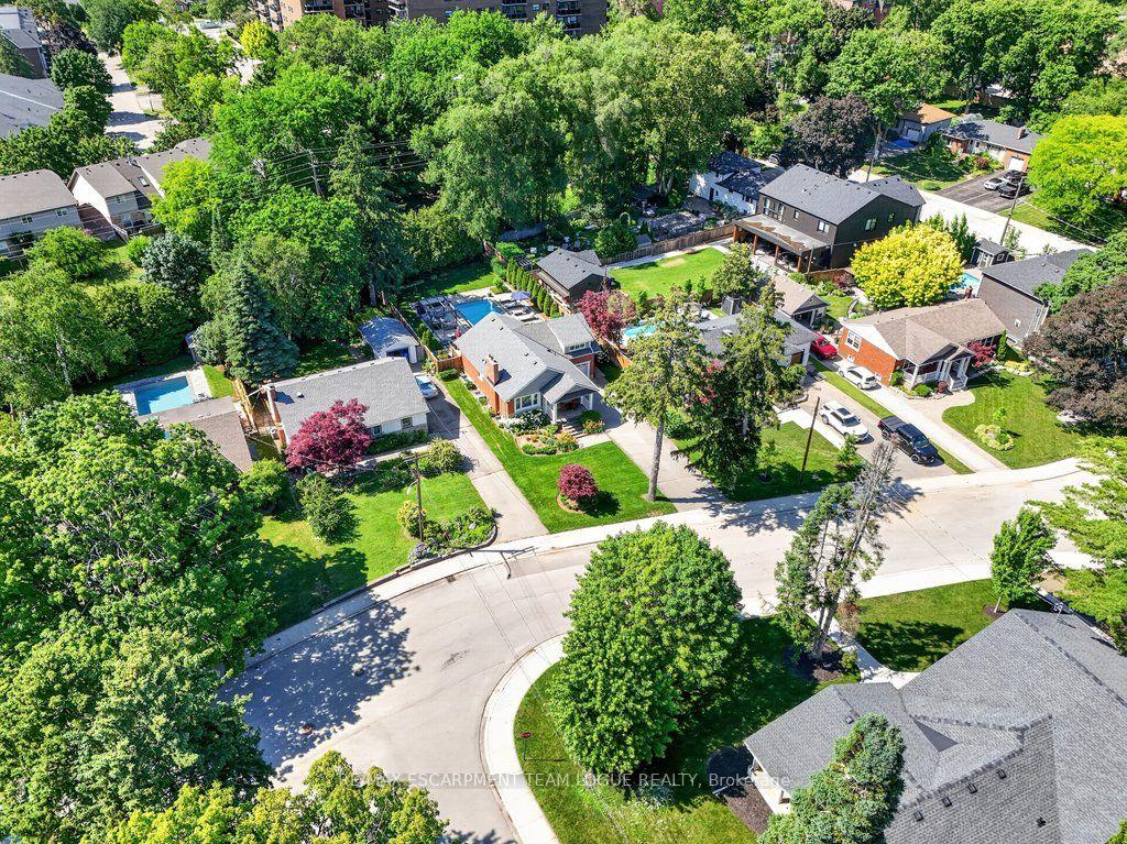 Photo 49 of 396 Pepper Drive, Burlington, Brant — HOMEH
