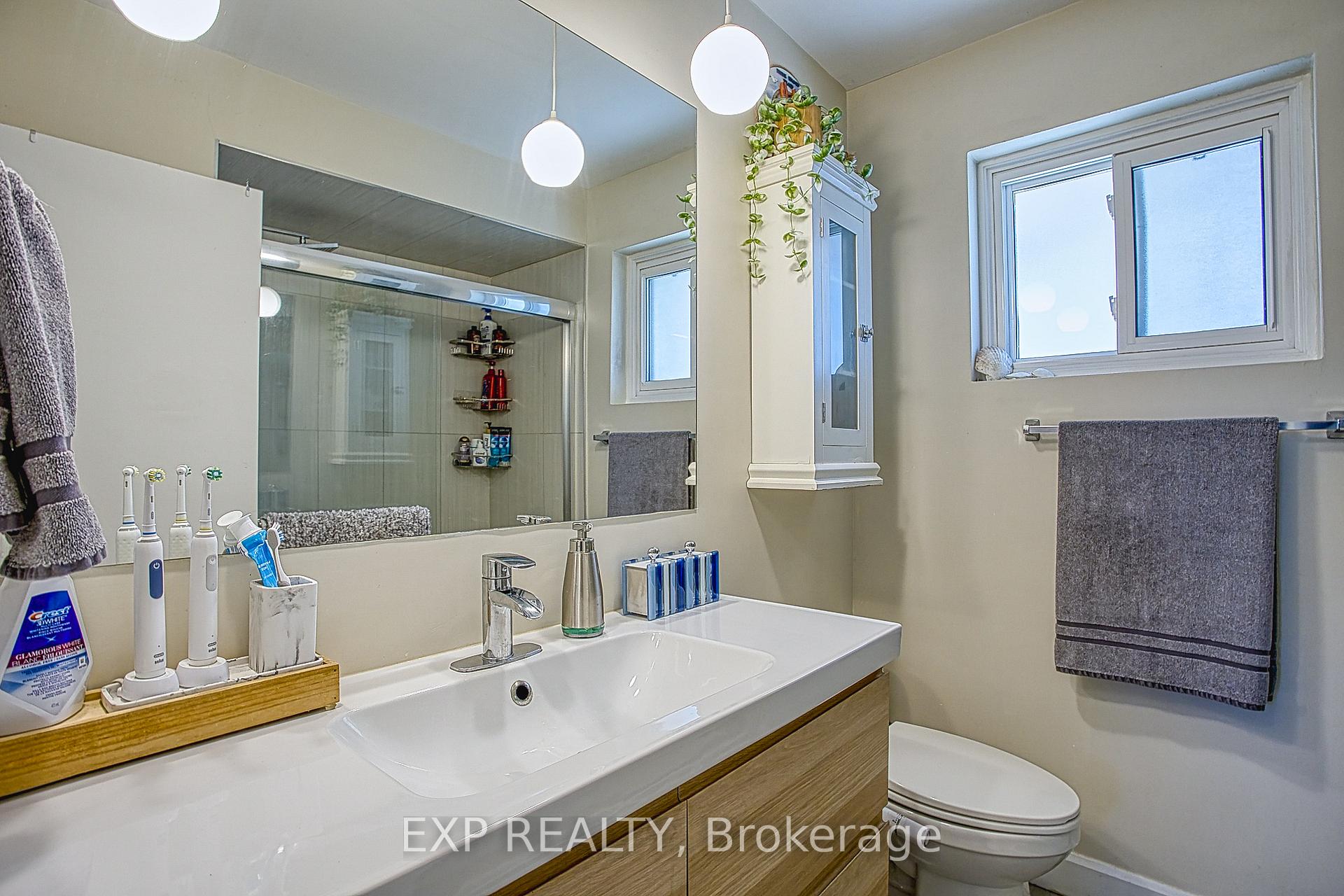 Photo 14 of 2387 Cyprus Avenue, Burlington, Mountainside — HOMEH