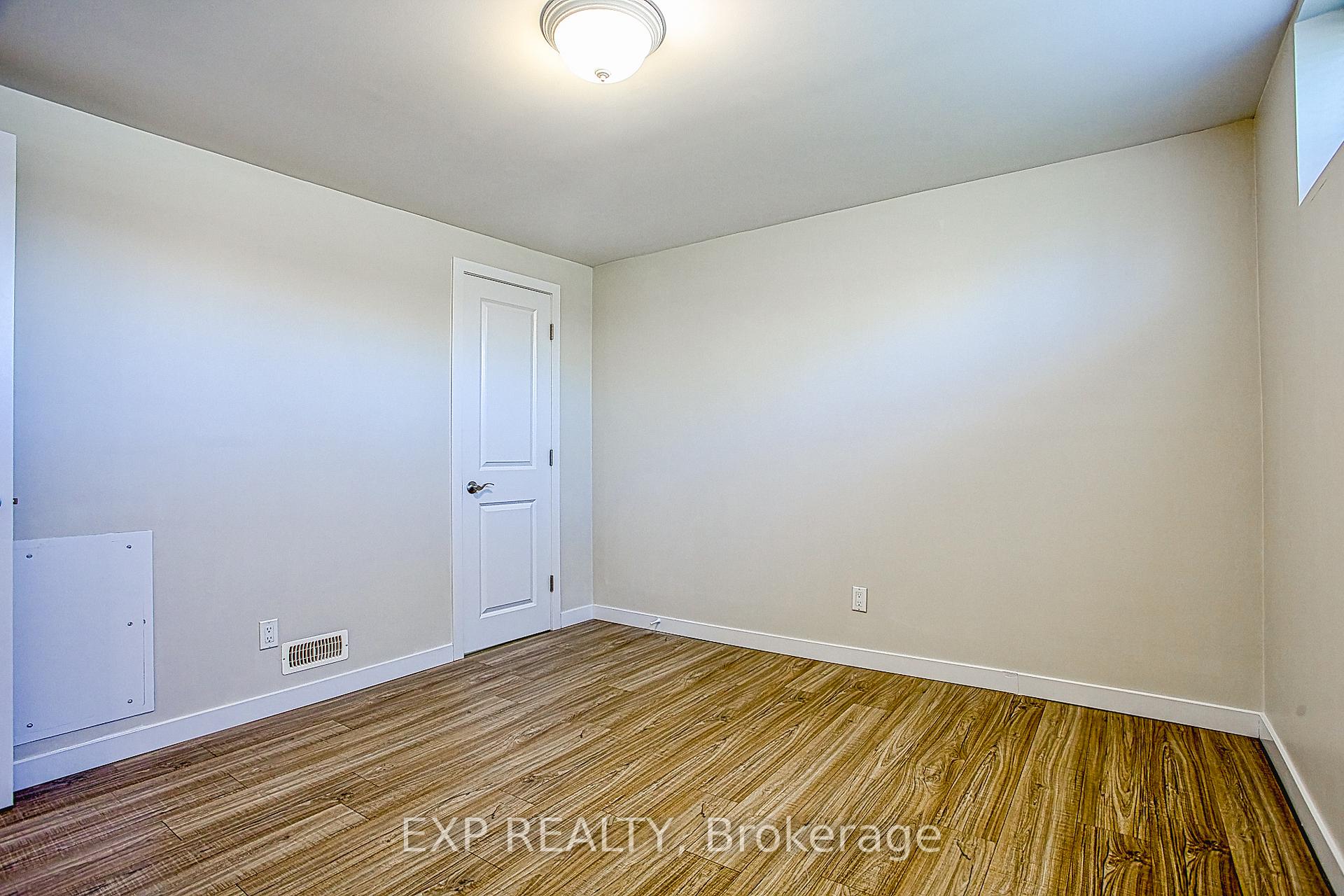 Photo 29 of 2387 Cyprus Avenue, Burlington, Mountainside — HOMEH