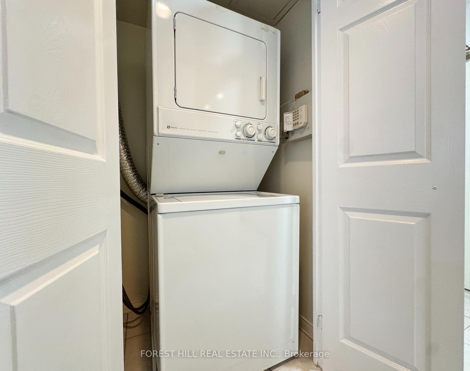 Photo 14 of Unit 810, 889 Bay Street, Toronto, Bay Street Corridor — HOMEH