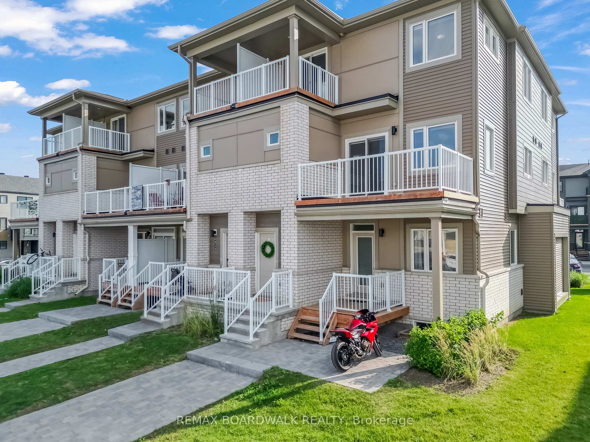 Front of 210 Verulam Street