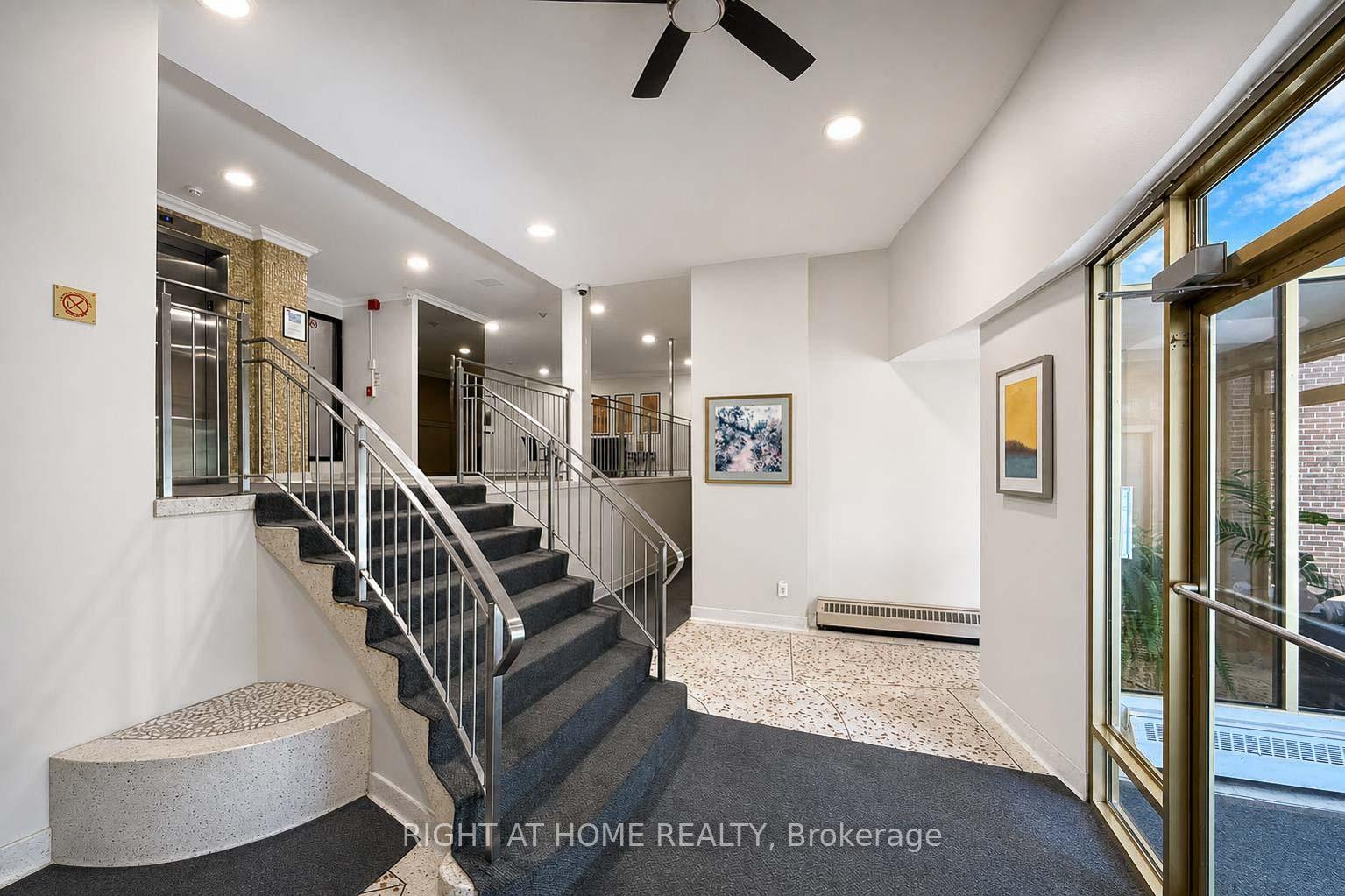 Photo 4 of Unit 1, 785 Brown's Line, Etobicoke, Alderwood — HOMEH