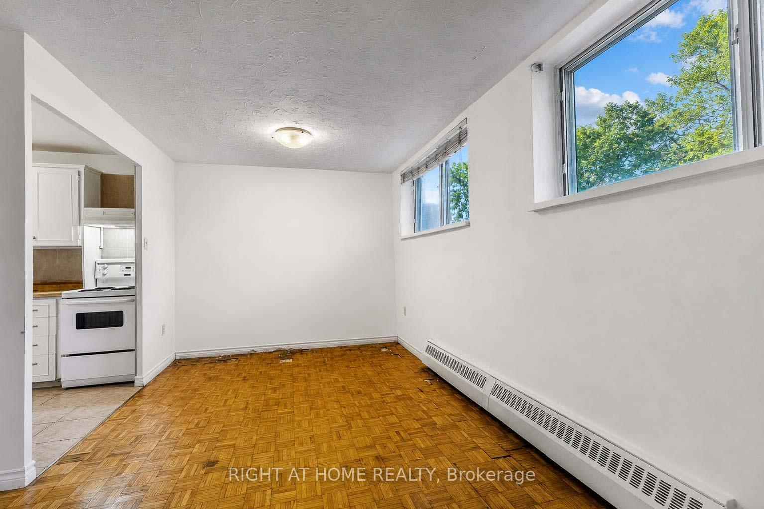 Photo 14 of Unit 1, 785 Brown's Line, Etobicoke, Alderwood — HOMEH