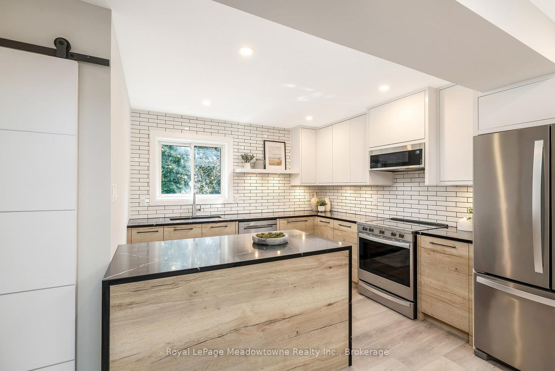 Photo 2 of Unit 7, 550 Childs Drive, Milton, Timberlea — HOMEH
