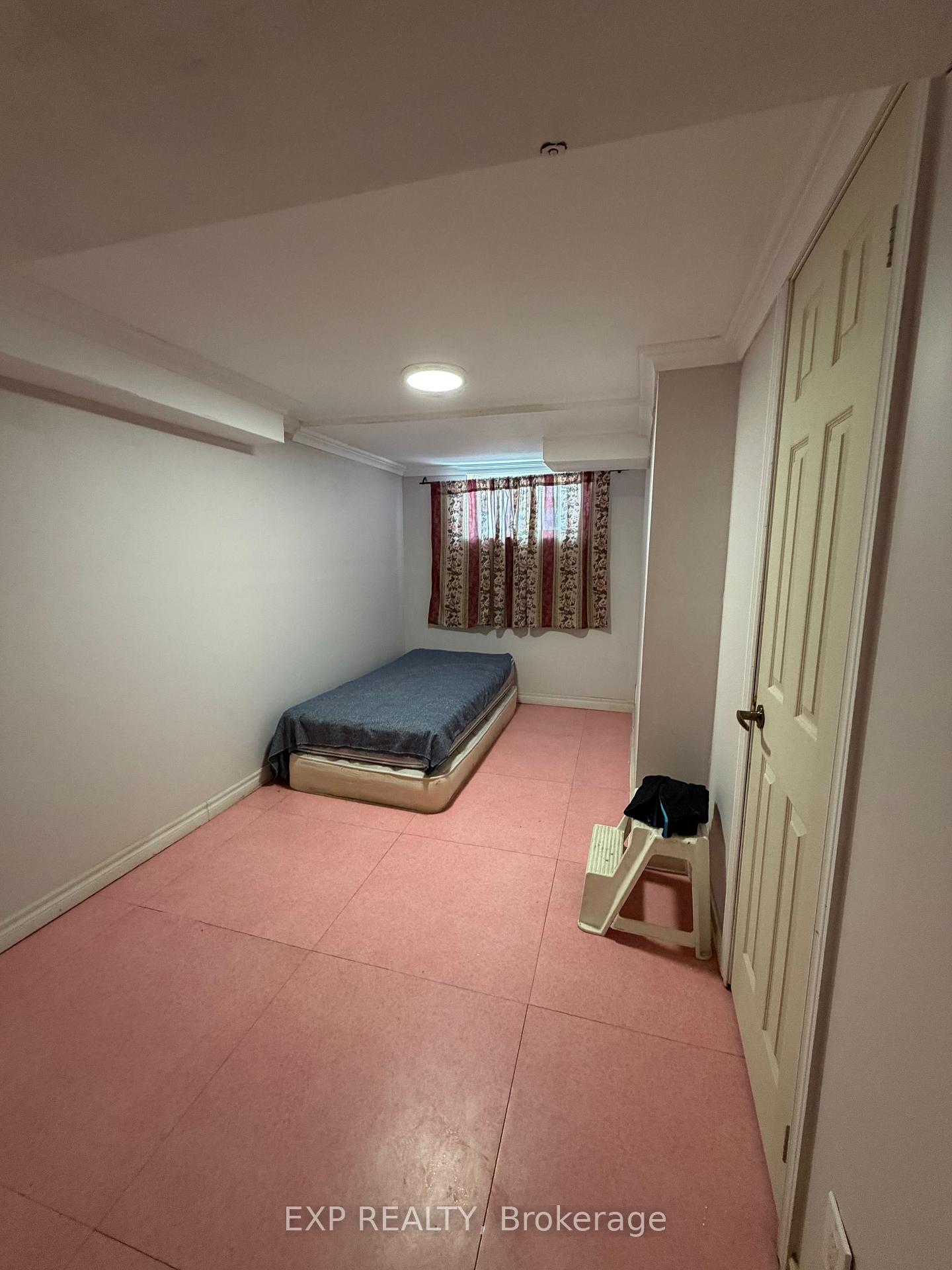 Photo 6 of 1375 Birchmount Road E, Scarborough, Dorset Park — HOMEH