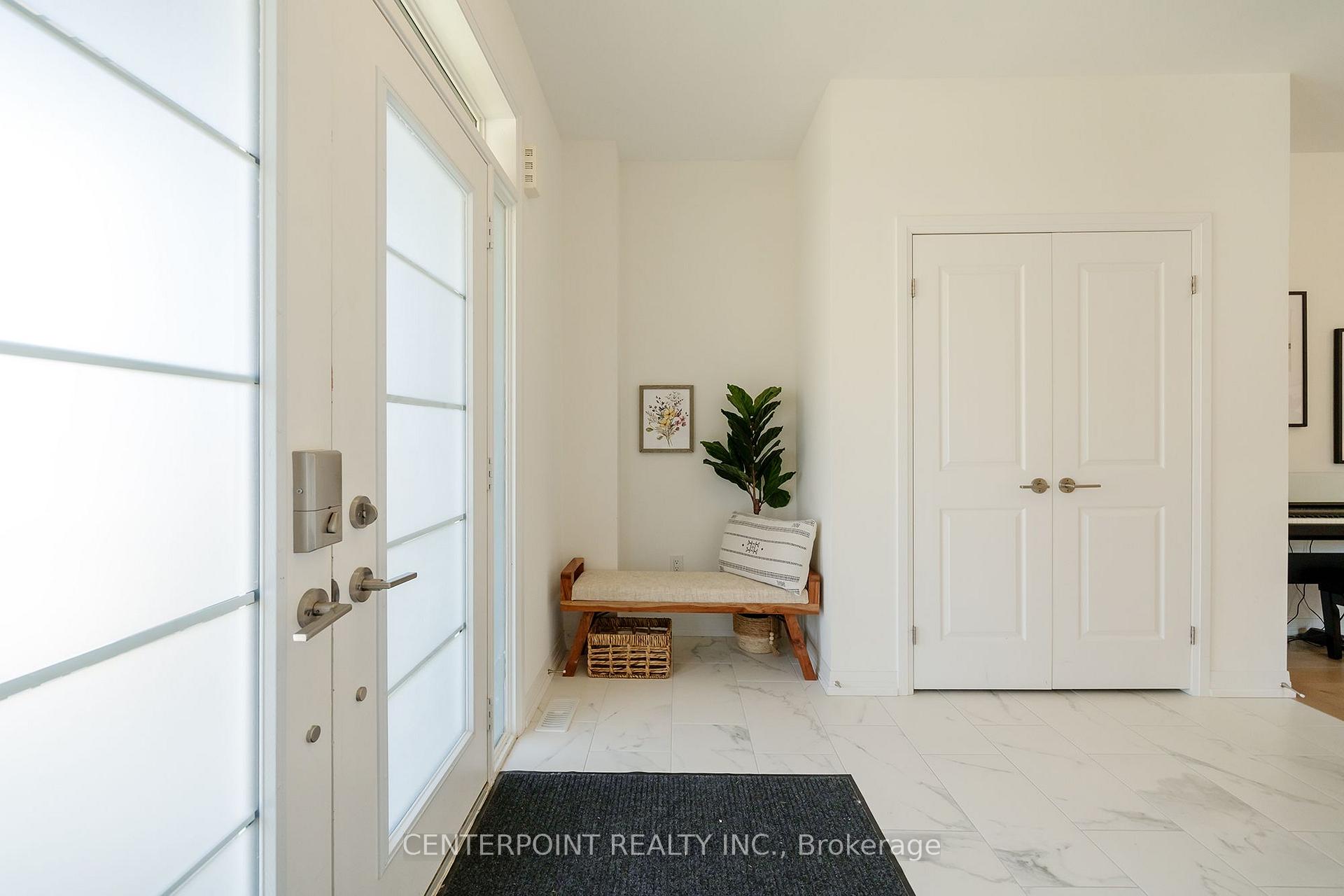 Photo 13 of 419 Springbrook Avenue, Hamilton, Meadowlands — HOMEH