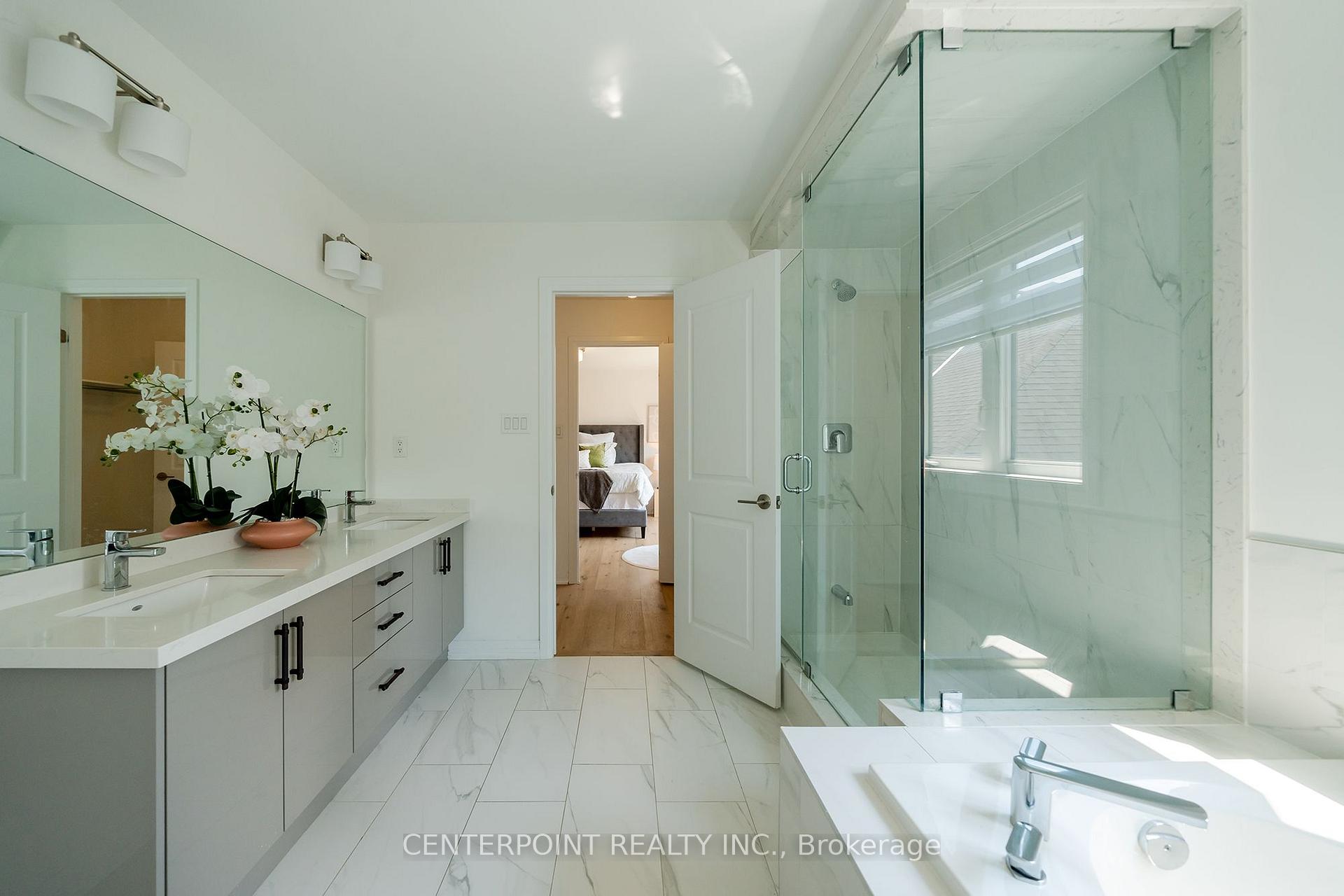 Photo 17 of 419 Springbrook Avenue, Hamilton, Meadowlands — HOMEH