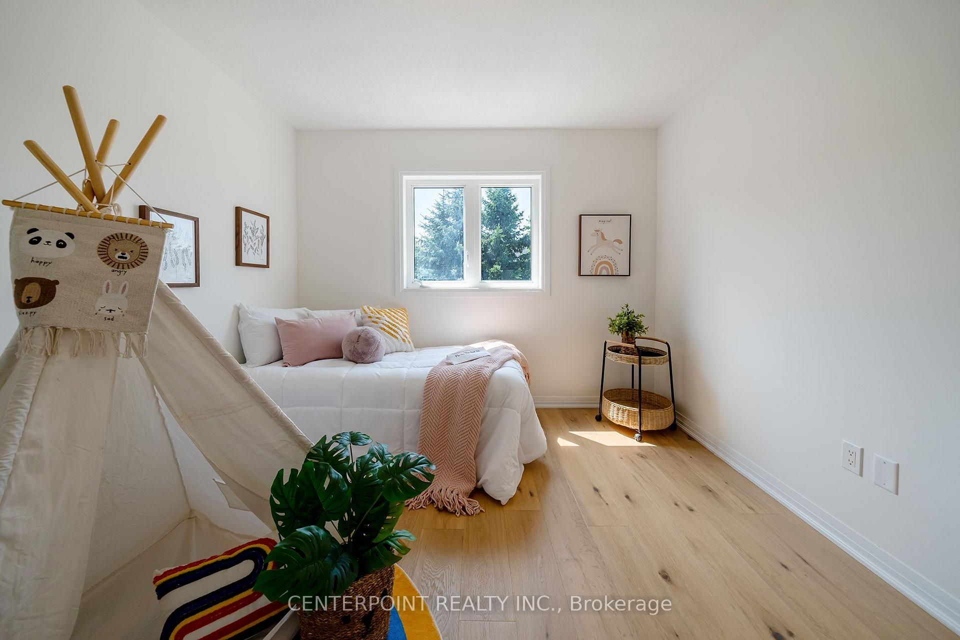 Photo 21 of 419 Springbrook Avenue, Hamilton, Meadowlands — HOMEH