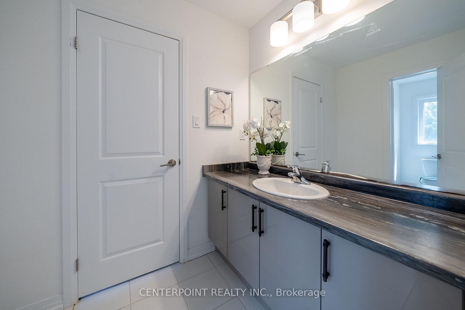 Photo 22 of 419 Springbrook Avenue, Hamilton, Meadowlands — HOMEH