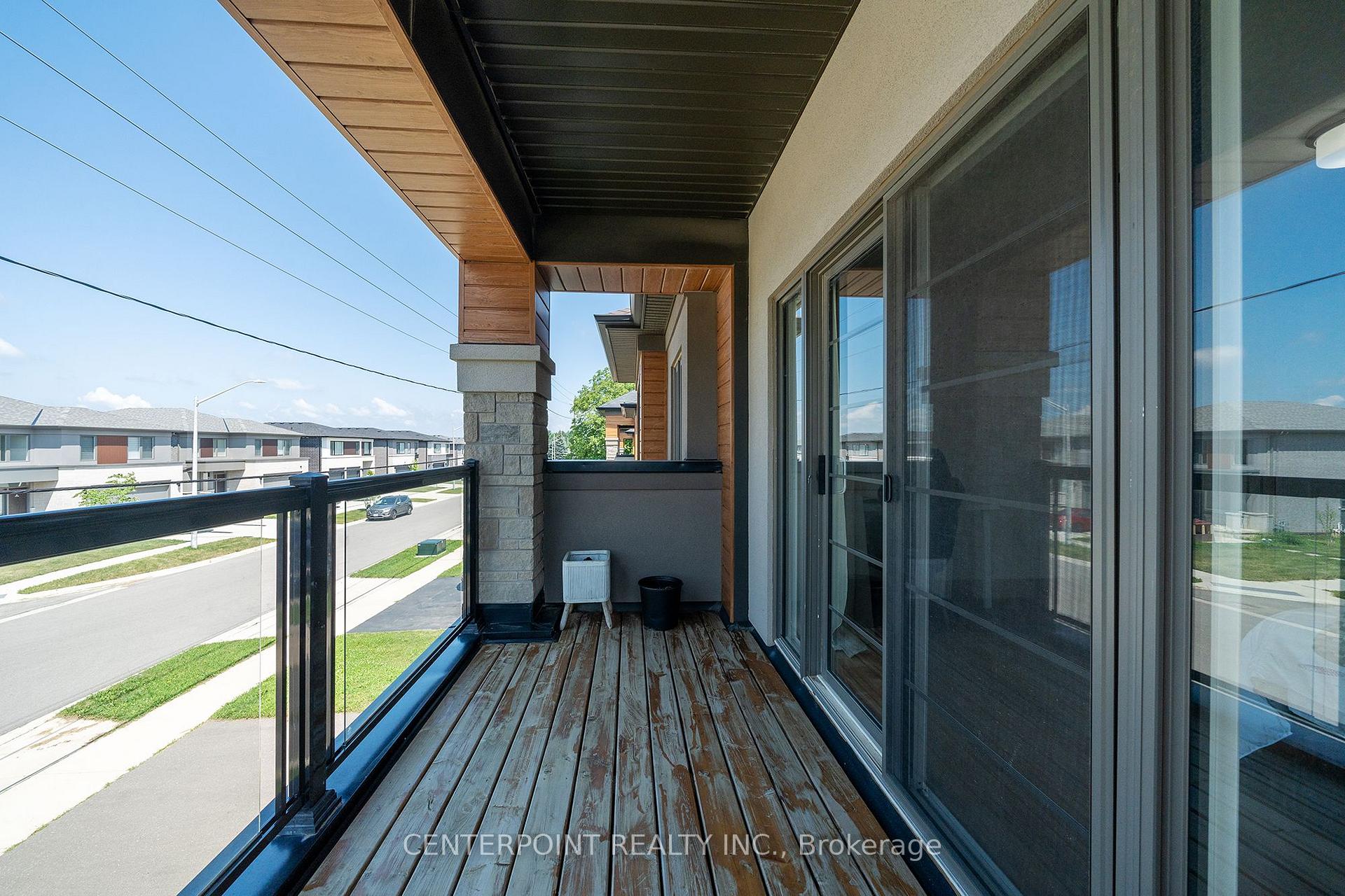 Photo 26 of 419 Springbrook Avenue, Hamilton, Meadowlands — HOMEH