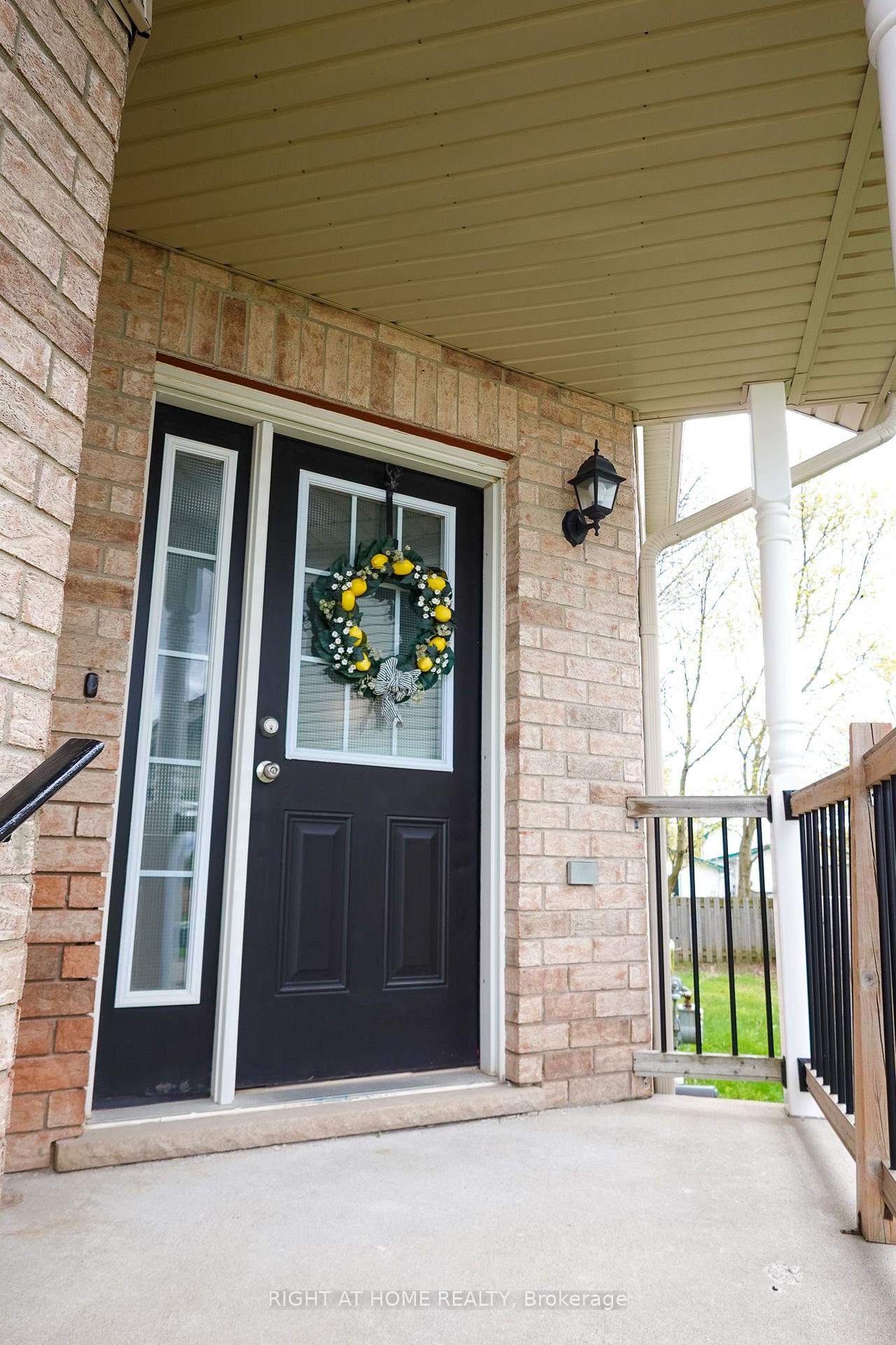 Photo 2 of 652 Salisbury Avenue, North Perth, Listowel — HOMEH