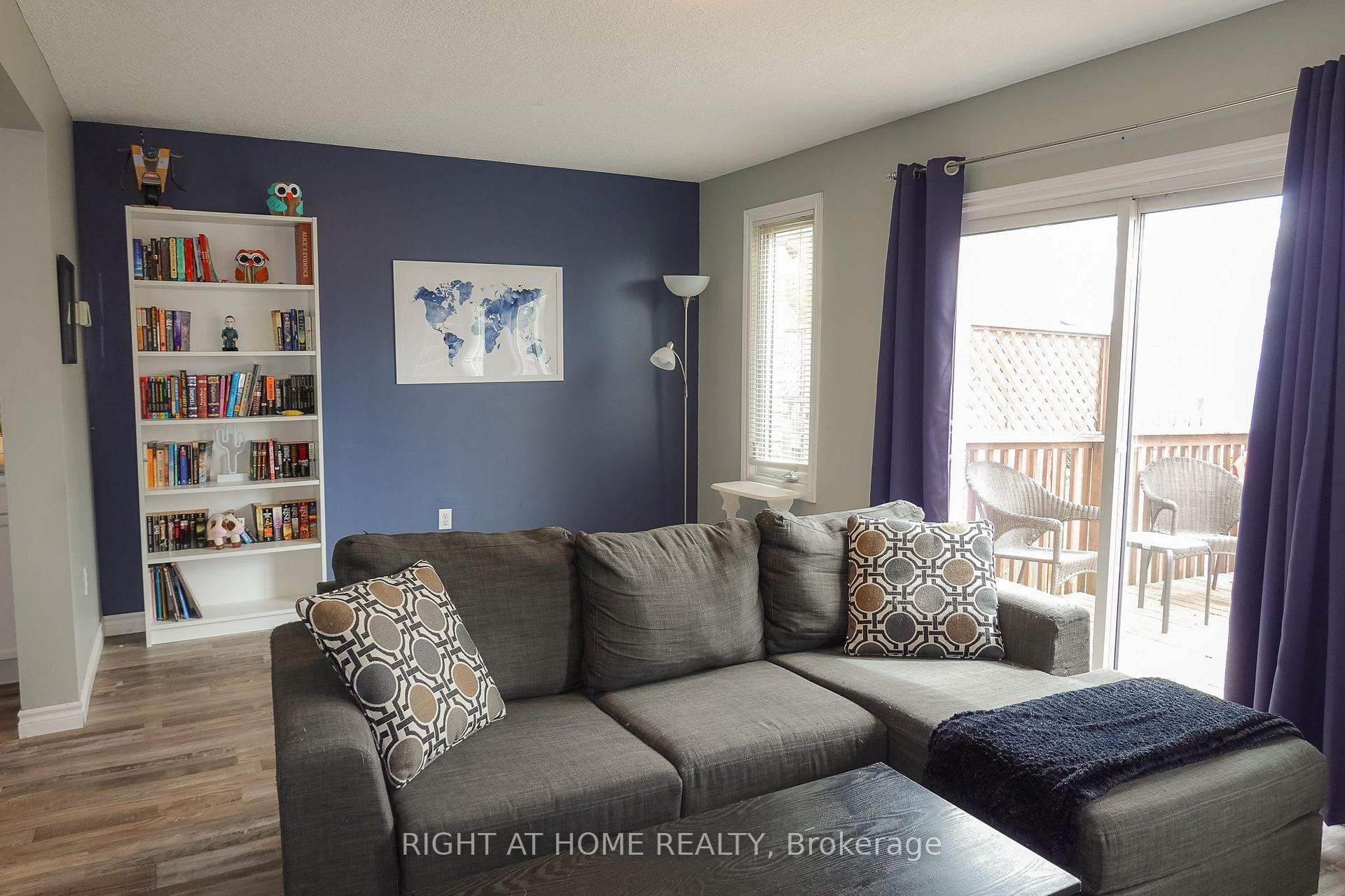 Photo 4 of 652 Salisbury Avenue, North Perth, Listowel — HOMEH