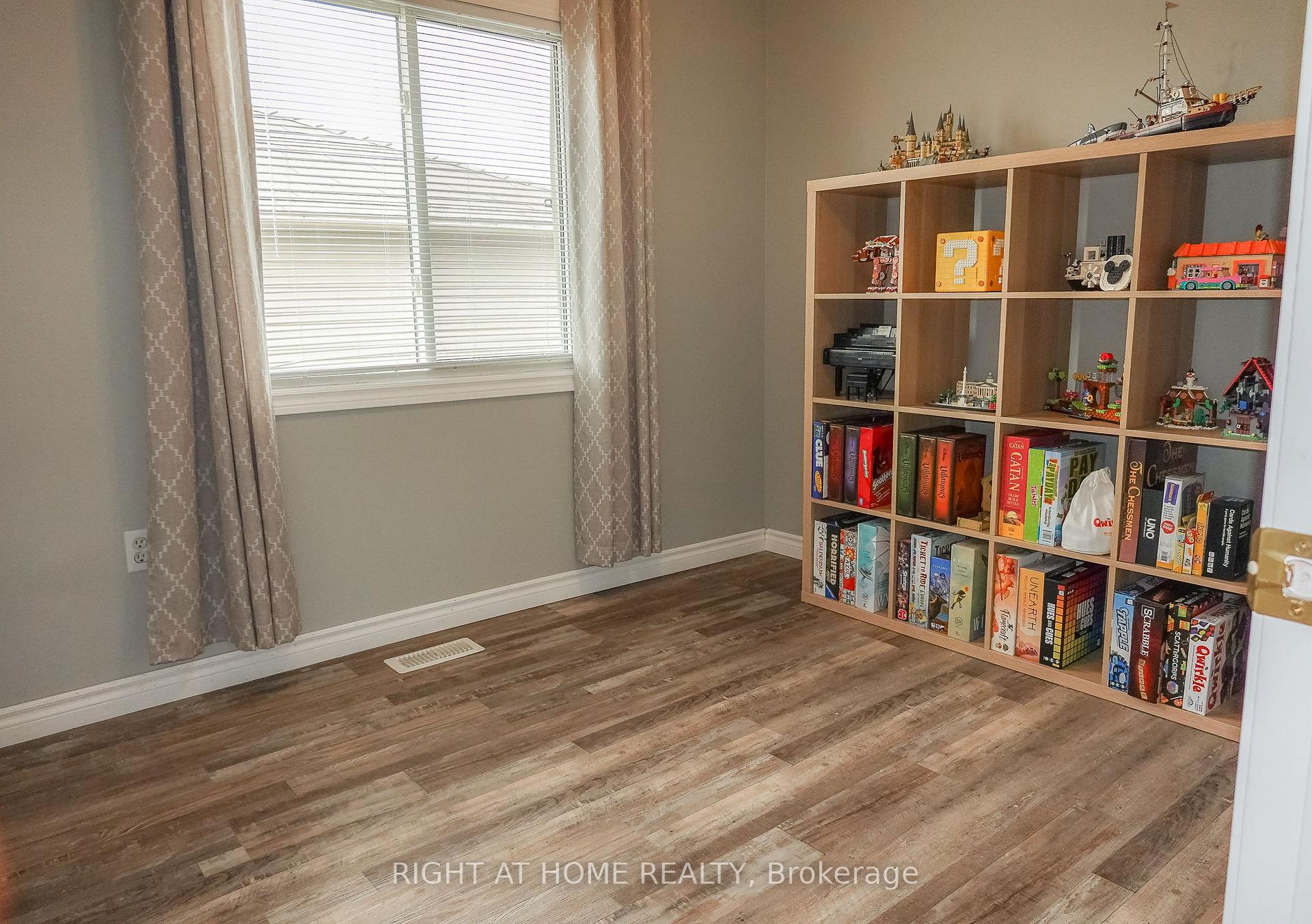 Photo 15 of 652 Salisbury Avenue, North Perth, Listowel — HOMEH