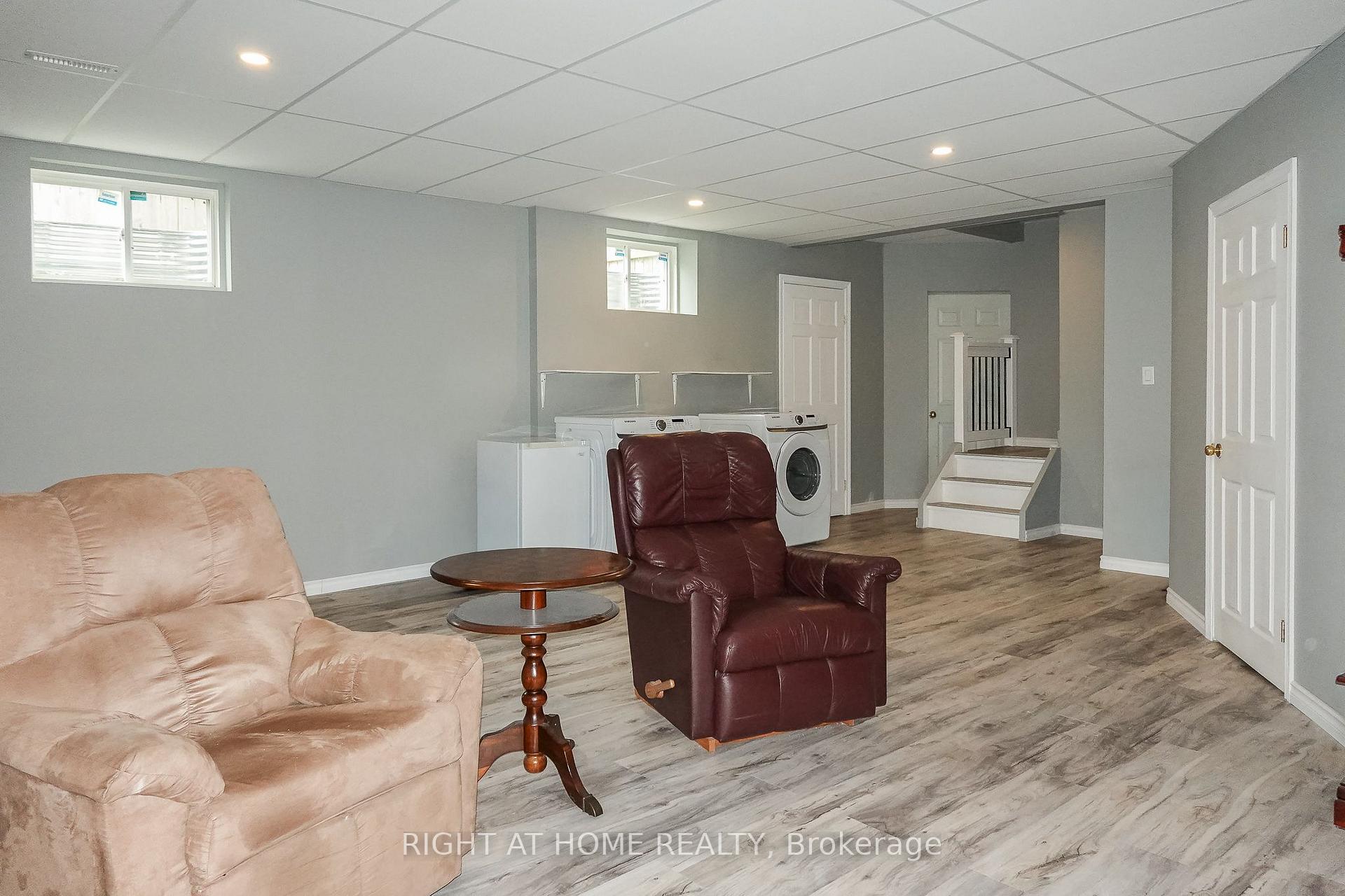 Photo 17 of 652 Salisbury Avenue, North Perth, Listowel — HOMEH