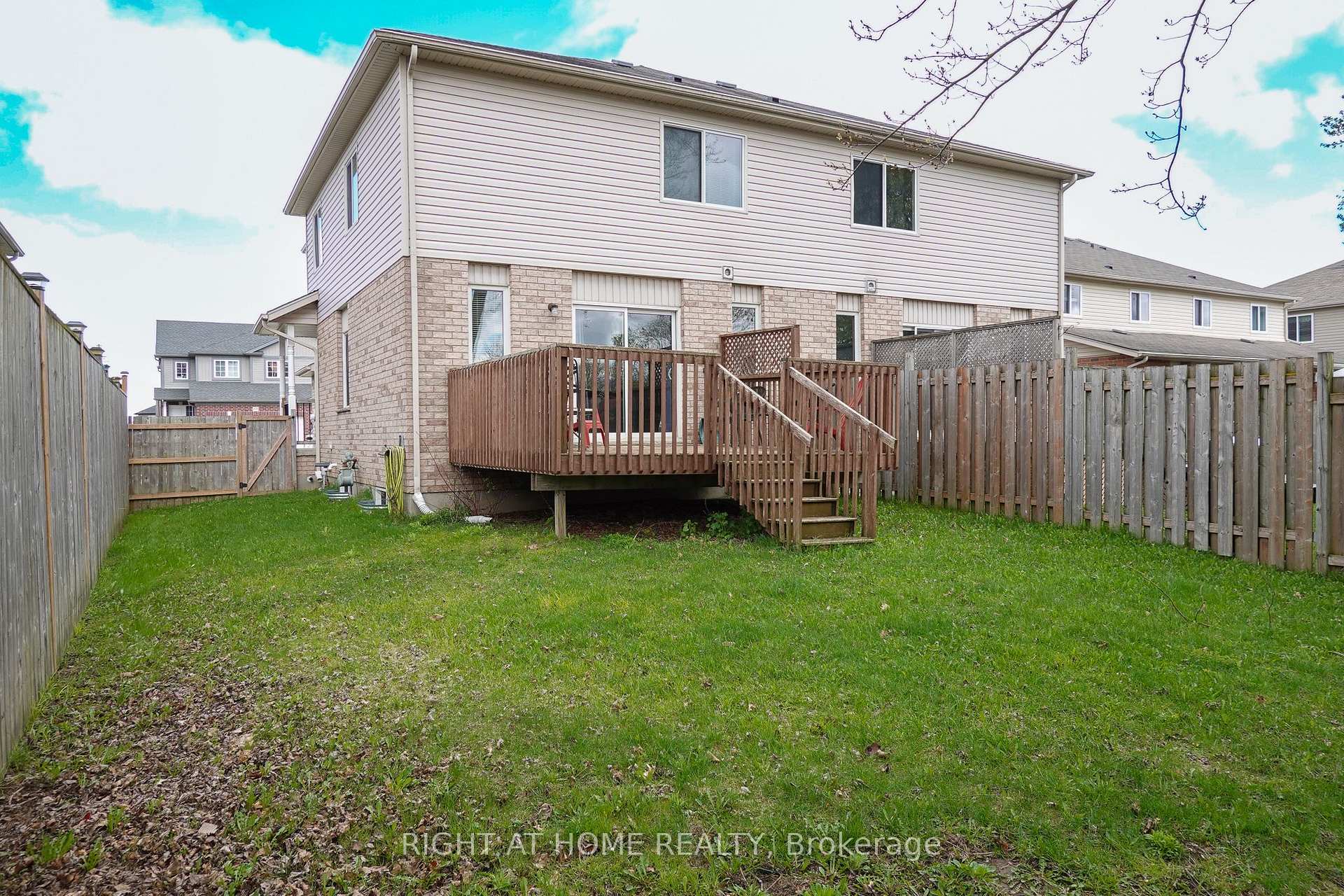 Photo 18 of 652 Salisbury Avenue, North Perth, Listowel — HOMEH