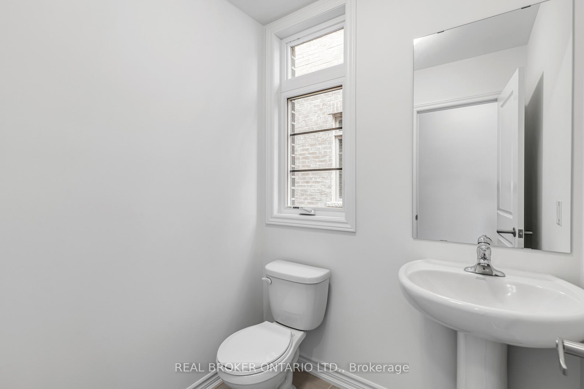 Photo 3 of 8 Daisy Street, Springwater, Midhurst — HOMEH
