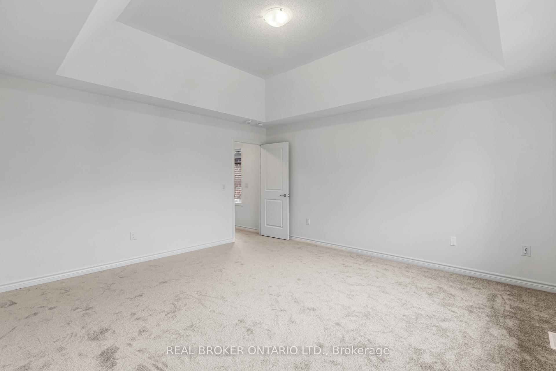 Photo 24 of 8 Daisy Street, Springwater, Midhurst — HOMEH