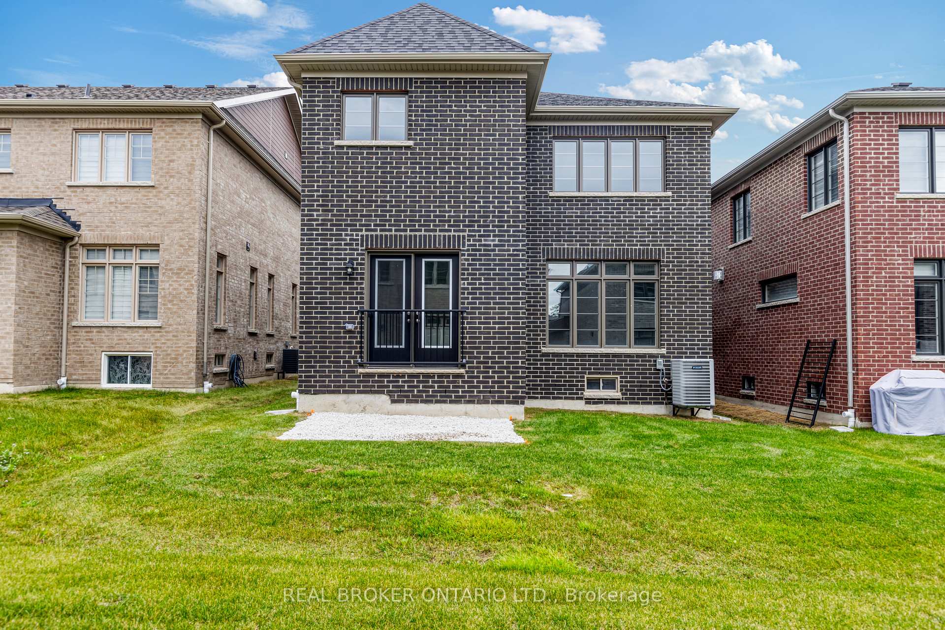 Photo 29 of 8 Daisy Street, Springwater, Midhurst — HOMEH
