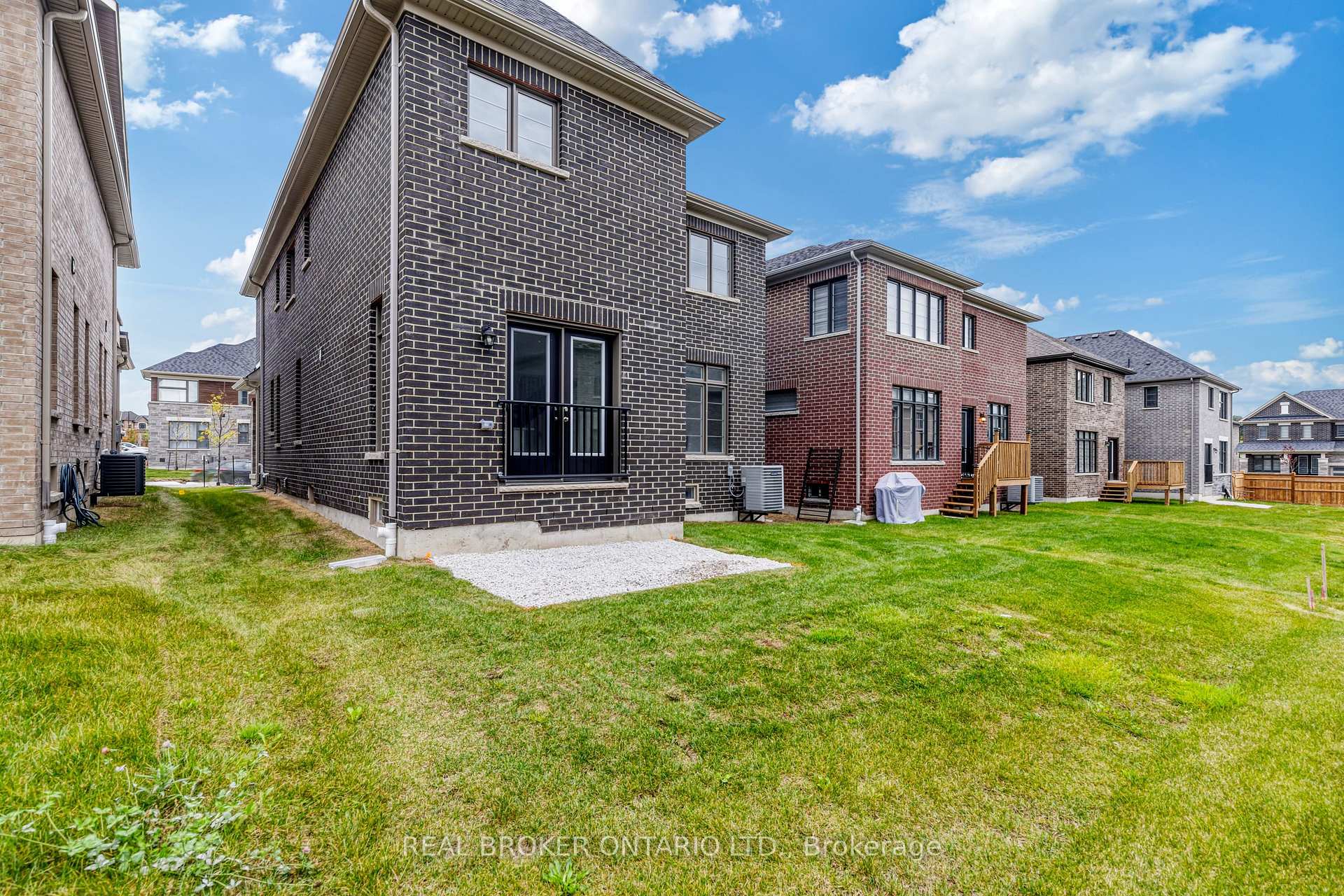 Photo 30 of 8 Daisy Street, Springwater, Midhurst — HOMEH