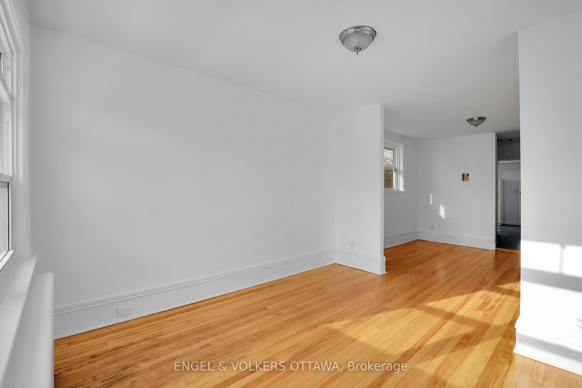 Photo 7 of 491 Mcleod Street, Ottawa, Ottawa Centre — HOMEH
