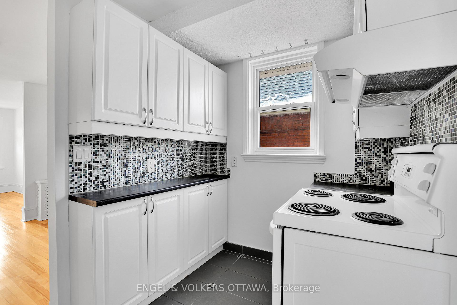 Photo 14 of 491 Mcleod Street, Ottawa, Ottawa Centre — HOMEH
