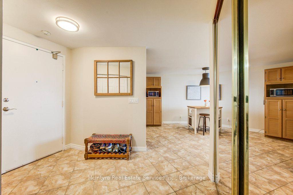 Photo 4 of Unit 704, 24 Marilyn Drive, Guelph, Riverside Park — HOMEH
