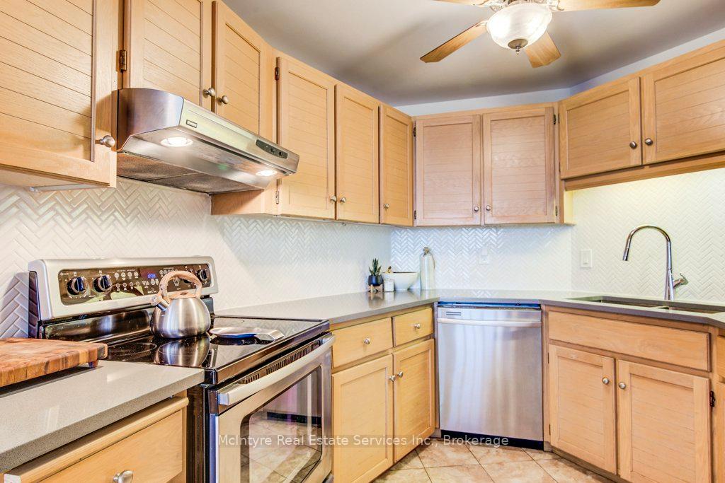 Photo 9 of Unit 704, 24 Marilyn Drive, Guelph, Riverside Park — HOMEH