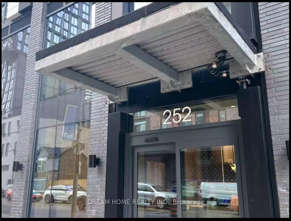 Photo 1 of 252 Church Street, Toronto, Church-Yonge Corridor — HOMEH