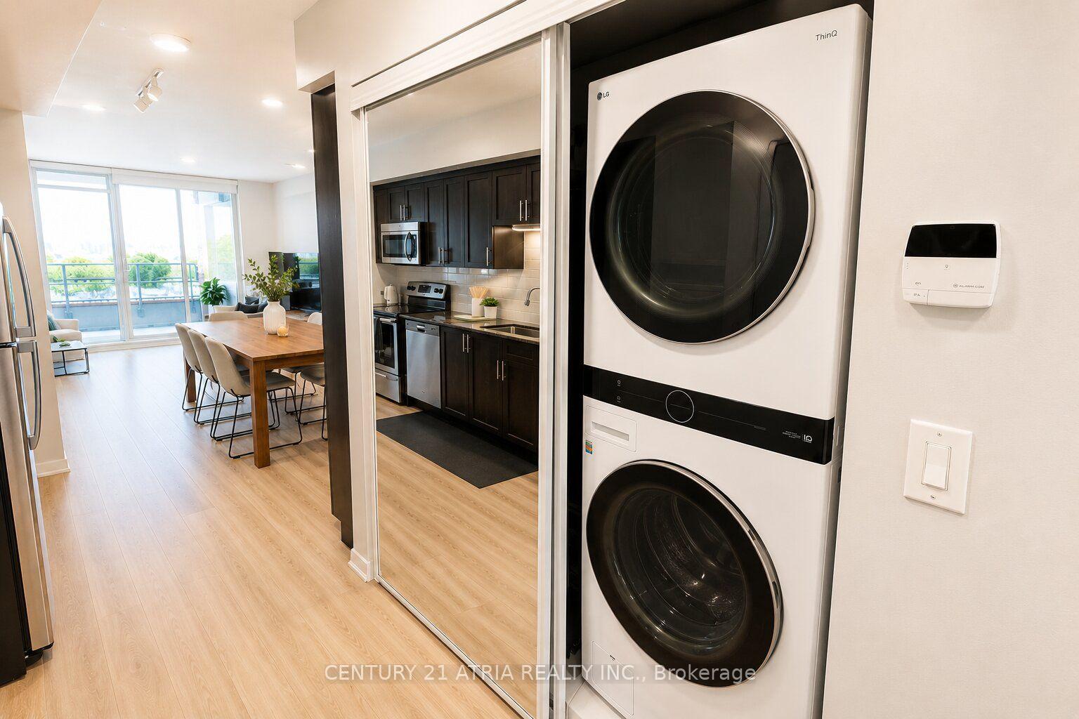 Photo 8 of Unit 405, 830 Lawrence Avenue W, North York, Yorkdale-Glen Park — HOMEH