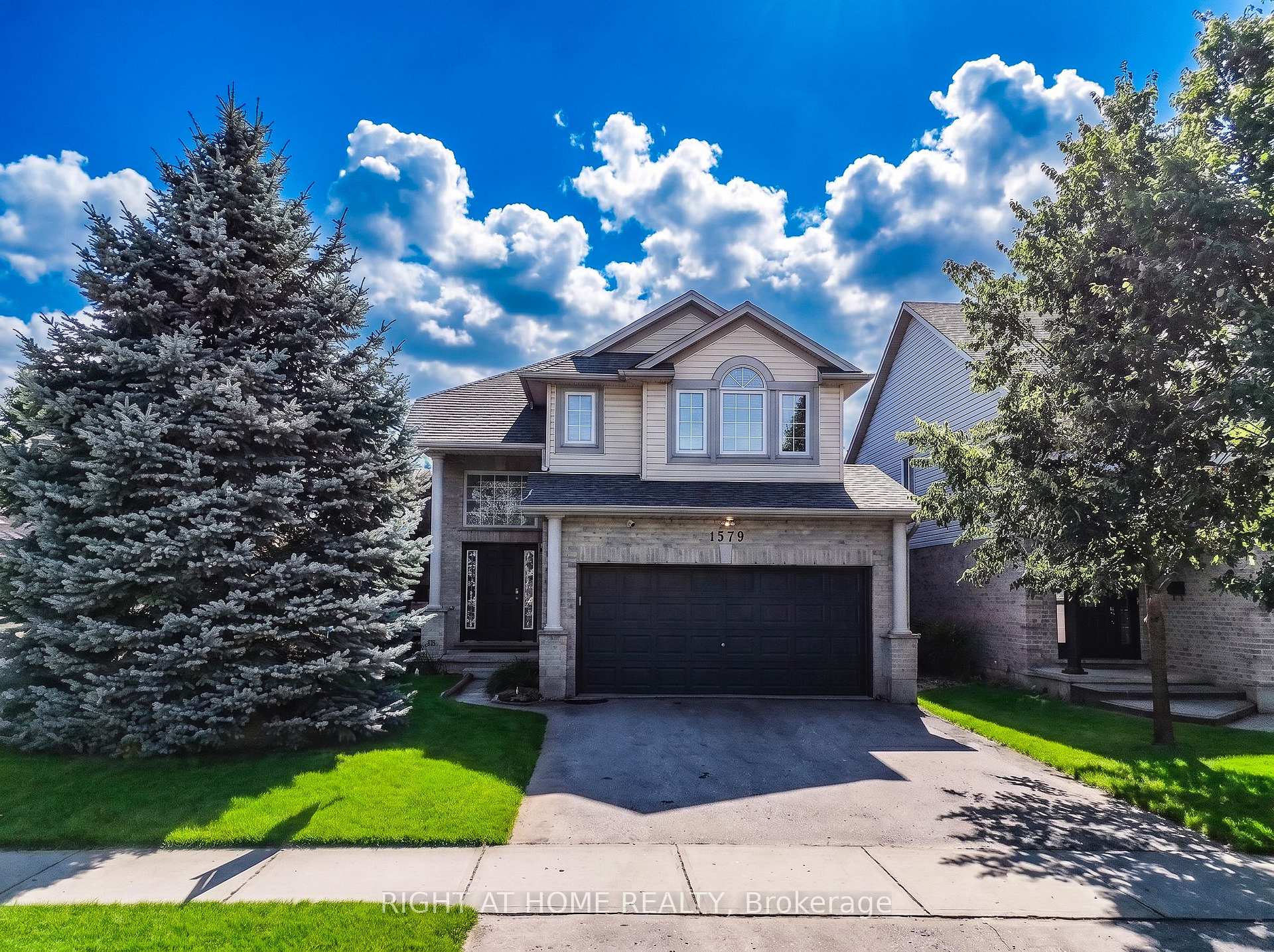 Photo 1 of 1579 Devos Drive, London, North C — HOMEH