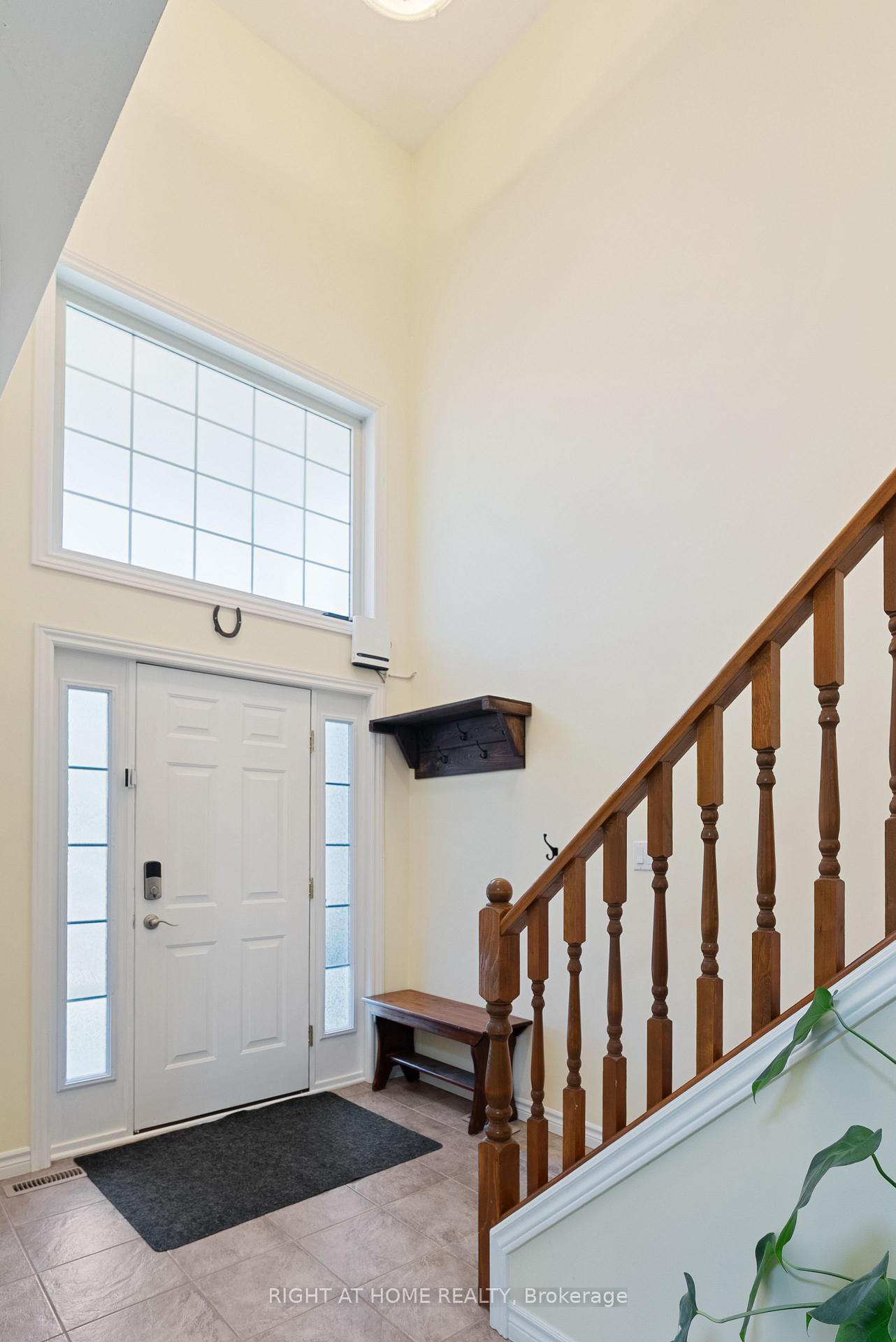 Photo 44 of 1579 Devos Drive, London, North C — HOMEH