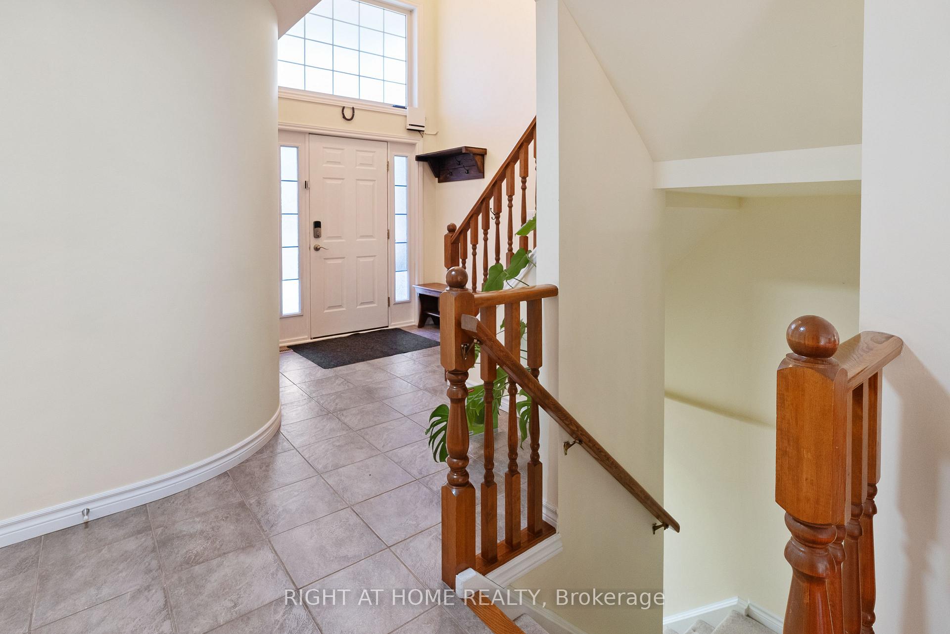 Photo 45 of 1579 Devos Drive, London, North C — HOMEH
