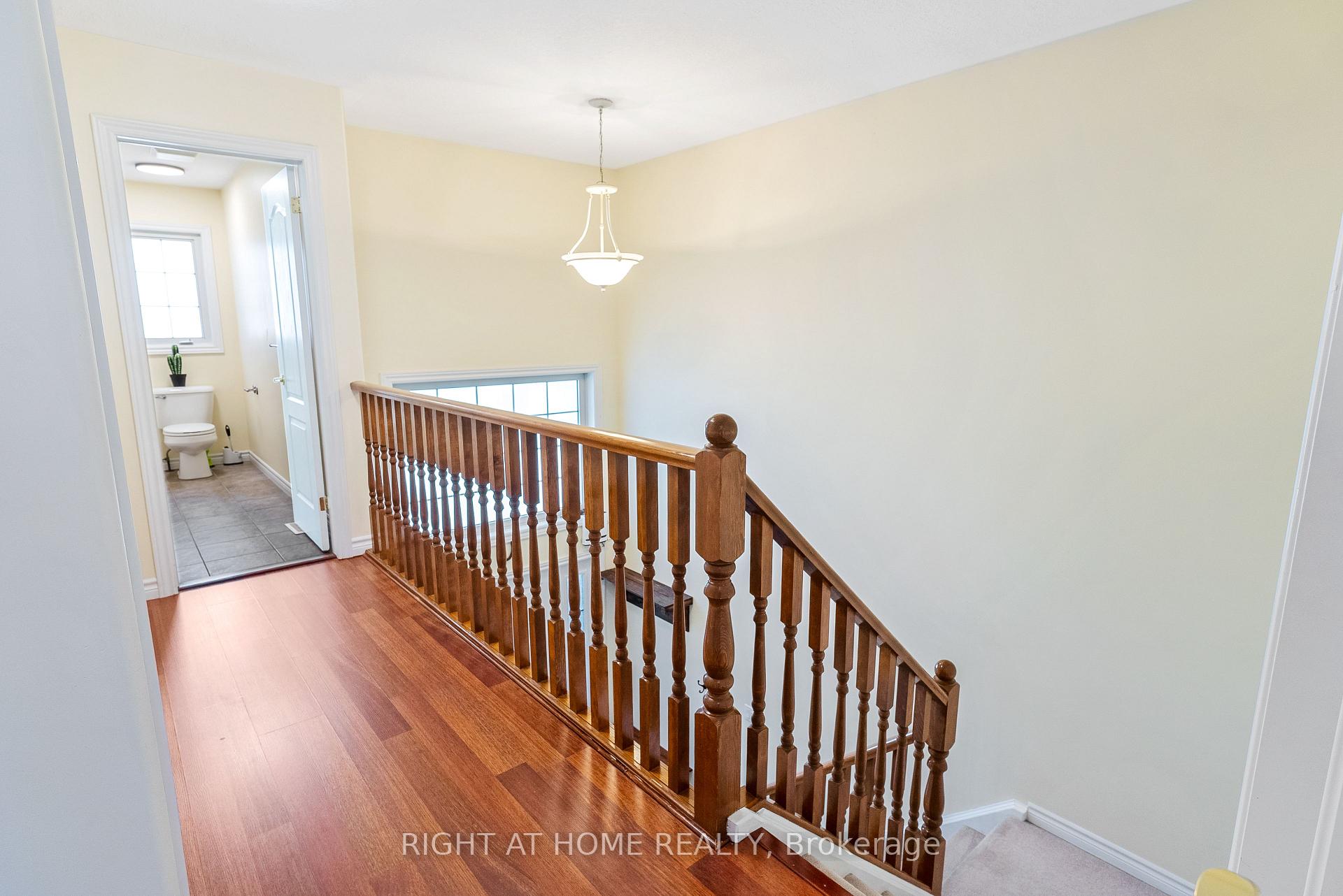 Photo 46 of 1579 Devos Drive, London, North C — HOMEH