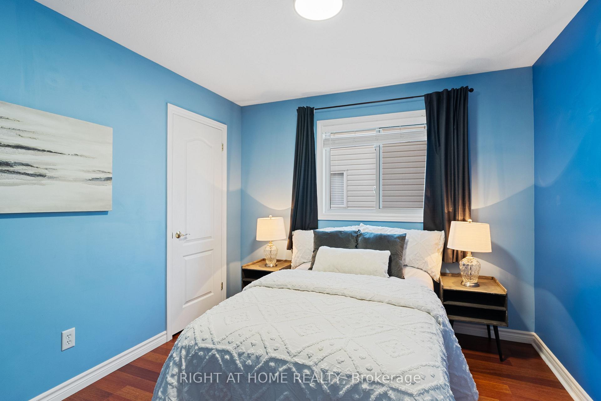 Photo 24 of 1579 Devos Drive, London, North C — HOMEH