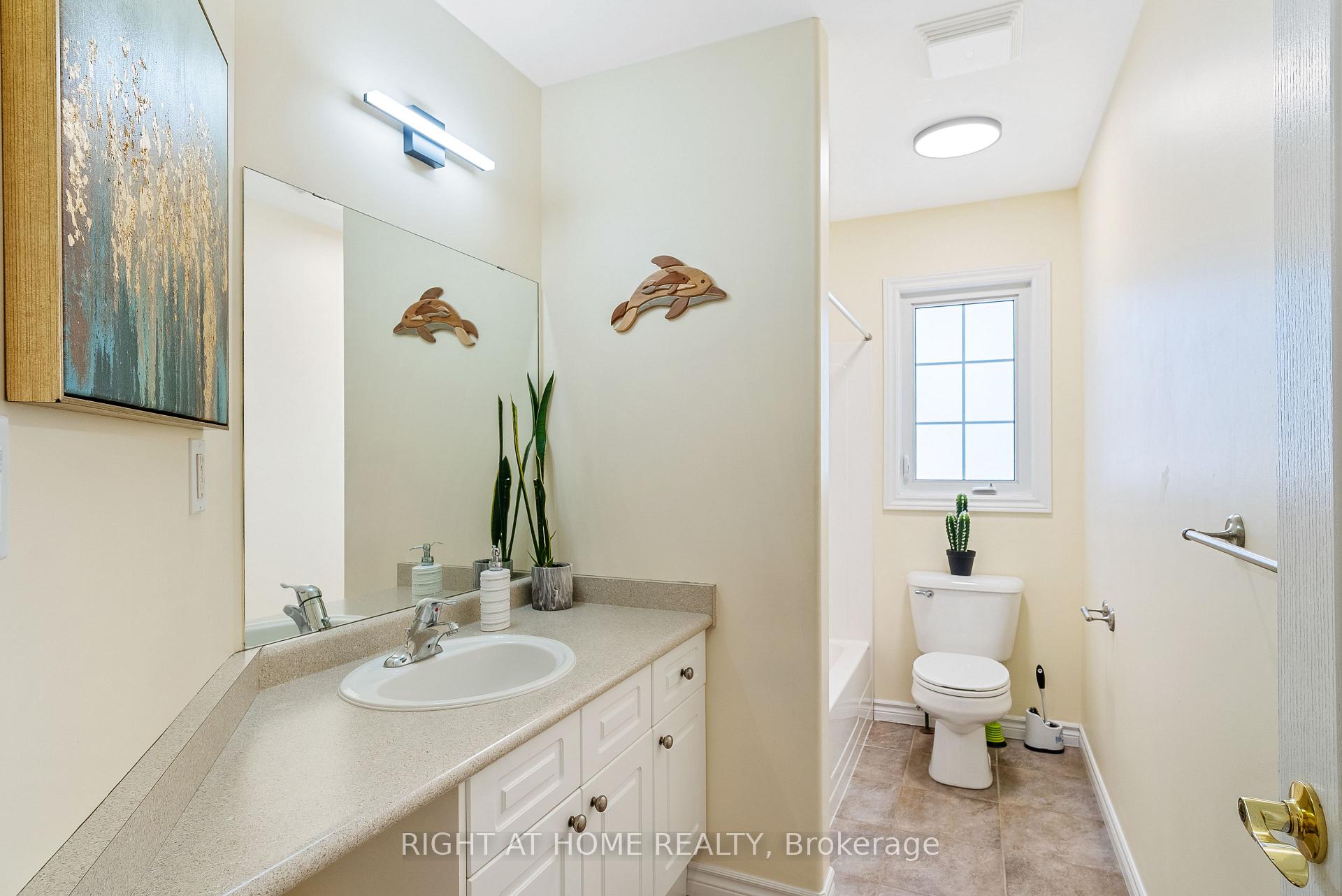 Photo 26 of 1579 Devos Drive, London, North C — HOMEH