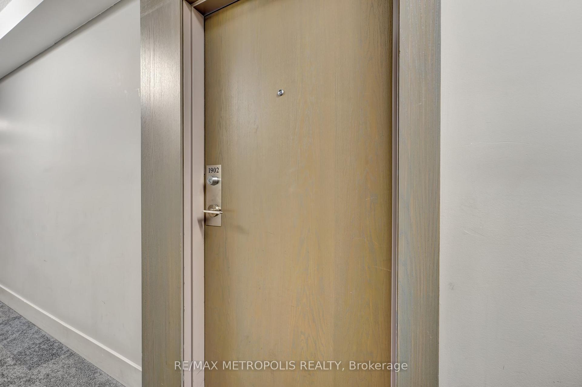 Photo 2 of Unit 1902W, 36 Lisgar Street, Toronto, Little Portugal — HOMEH