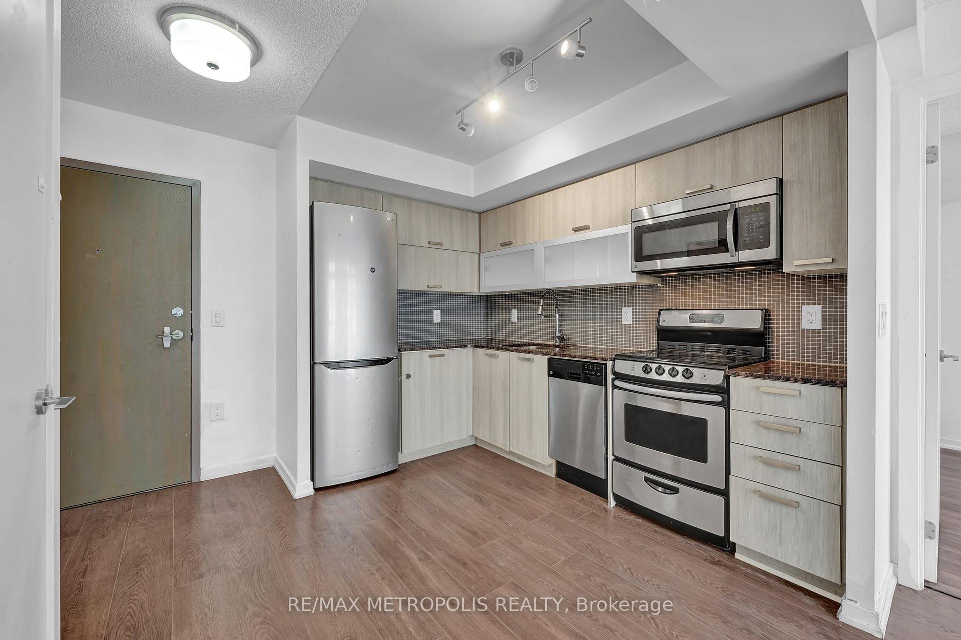 Photo 4 of Unit 1902W, 36 Lisgar Street, Toronto, Little Portugal — HOMEH